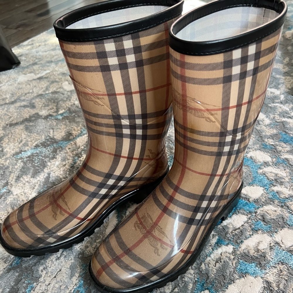 Burberry rain boots